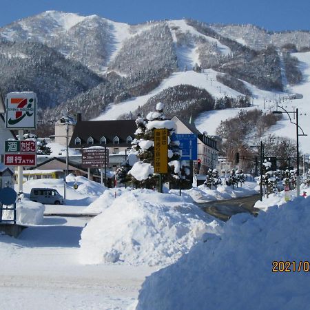 民宿むつかり（六雁） 富良野市 エクステリア 写真