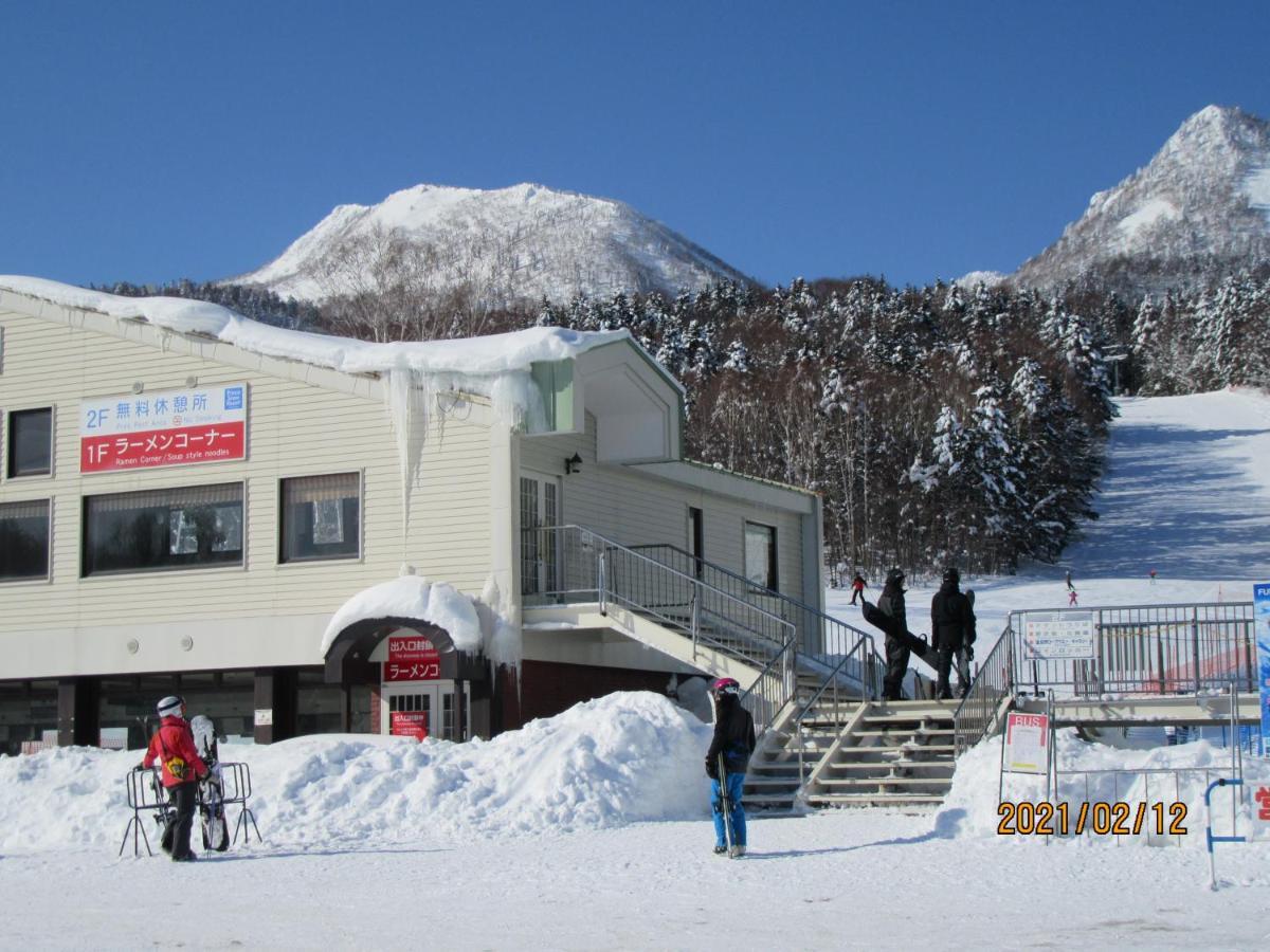 民宿むつかり（六雁） 富良野市 エクステリア 写真