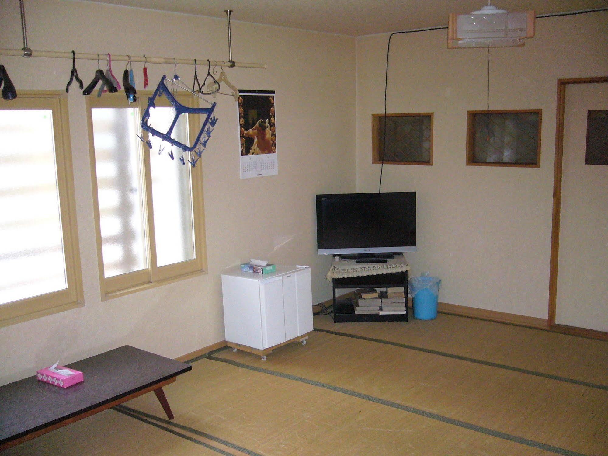 民宿むつかり（六雁） 富良野市 エクステリア 写真