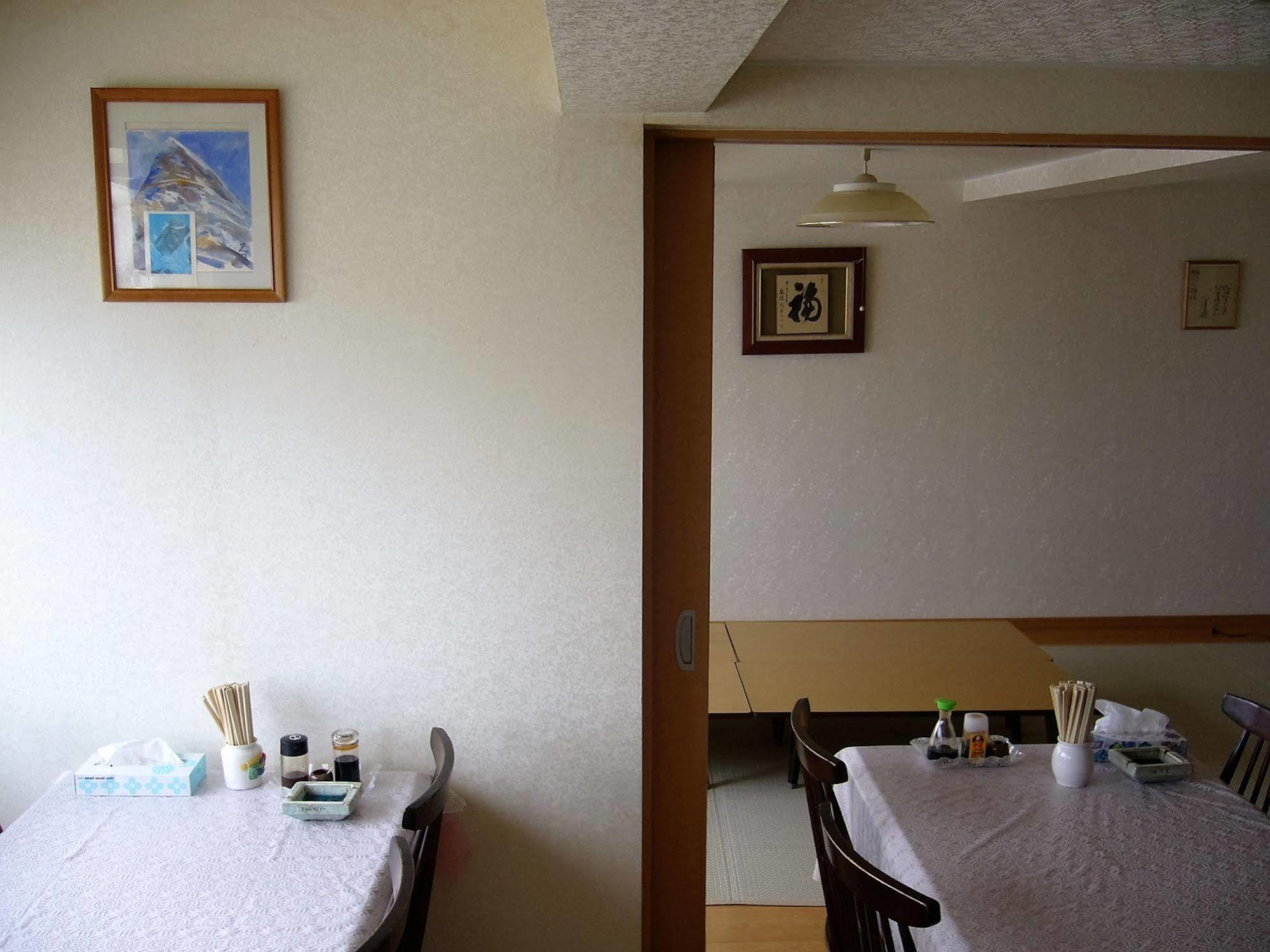 民宿むつかり（六雁） 富良野市 エクステリア 写真