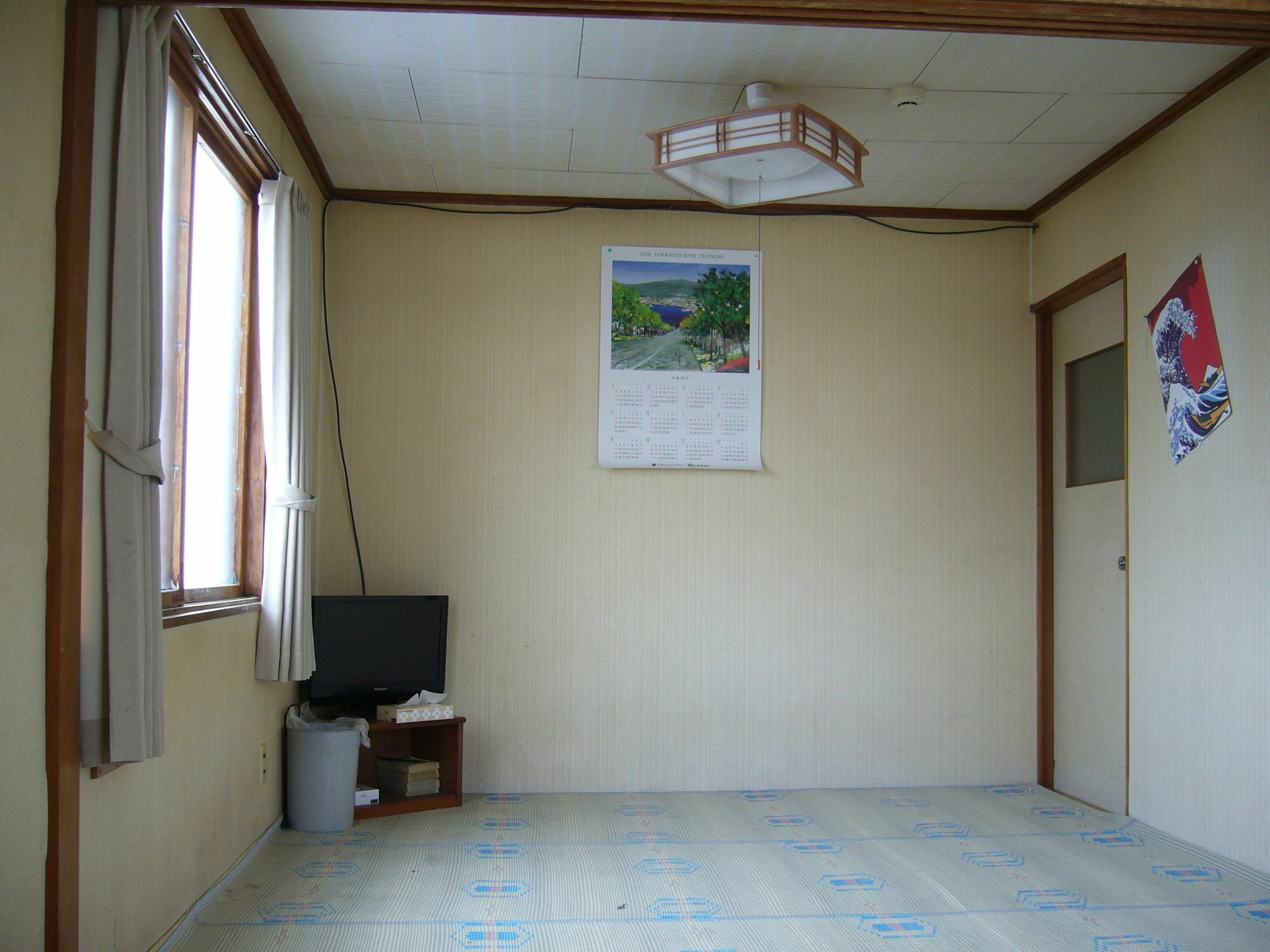 民宿むつかり（六雁） 富良野市 エクステリア 写真
